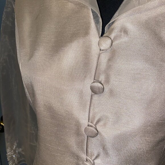 JESSICA HOWARD Women's Champagne Color Sheer Sleeve Blouse 2pc Suit Long Skirt 6 - Picture 5 of 16